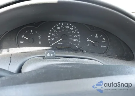 2001 Chevrolet Cavalier z USA, uszkodzony, nr VIN 1G1JC524017344700